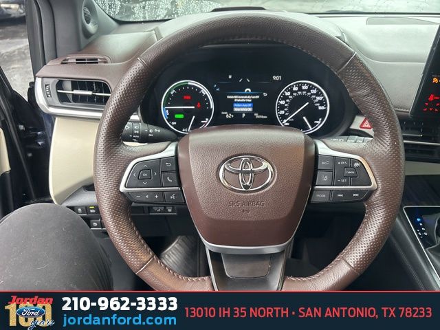 Used Car 2024 Toyota Sienna  Platinum For Sale Under $50,000 In San Antonio, Texas