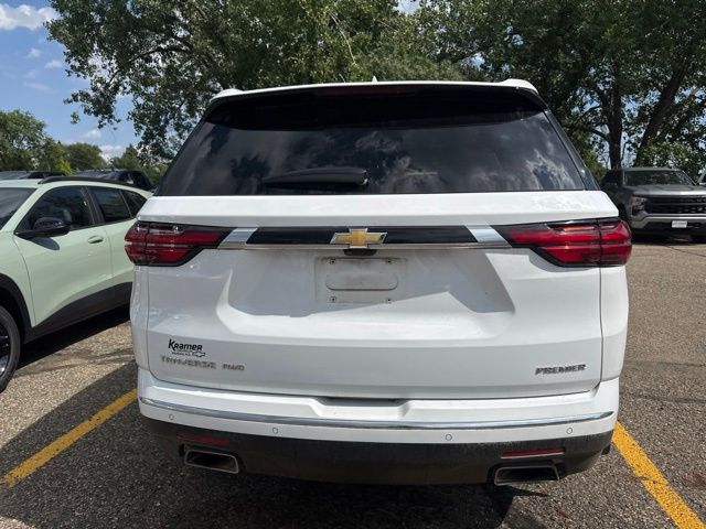 2023 Summit White Chevrolet Traverse Premier AWD SUV