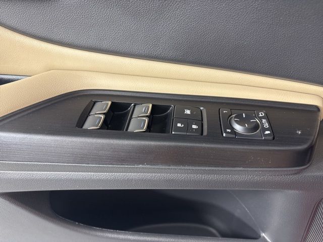 Used 2021 Lexus ES Sedan