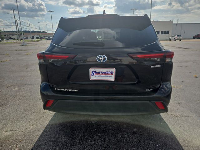 Used 2024 Toyota Highlander Hybrid SUV