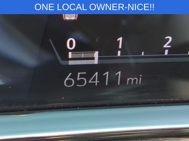 Used 2024 Silver Cadillac Premium Luxury image 23