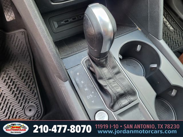 Used Car 2021 Volkswagen Atlas  3.6l V6 Se W/technology For Sale Under $20,000 In San Antonio, Texas