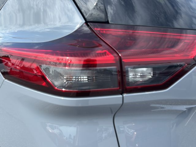 Used 2025 Nissan Rogue SUV