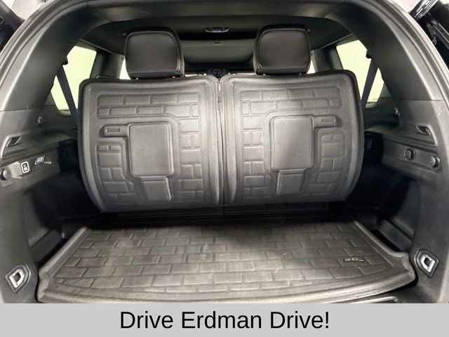 Used 2025 Jeep Grand Cherokee L SUV