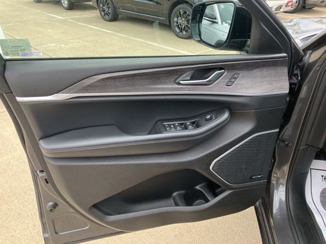 2022 Jeep Grand Cherokee L Limited Gray at Don McGill Toyota