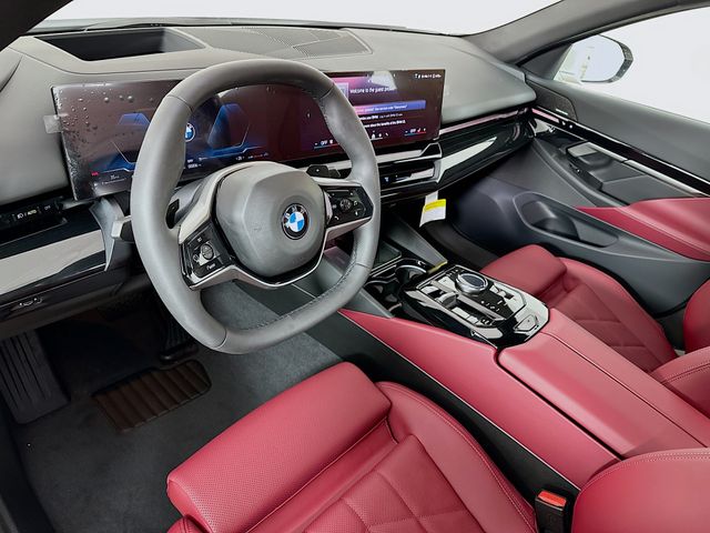 2025 BMW 5 Series 530i xDrive 9