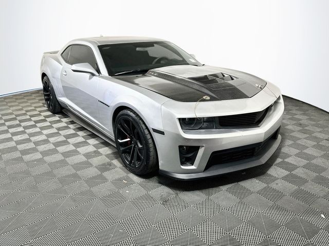 Silver Ice Metallic 2013 Chevrolet Camaro Coupe Rear-Wheel Drive 6-Speed Manual