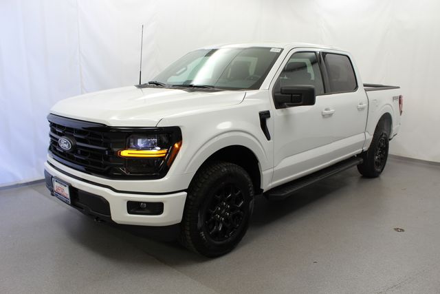 New 2026 White Ford XLT image 5
