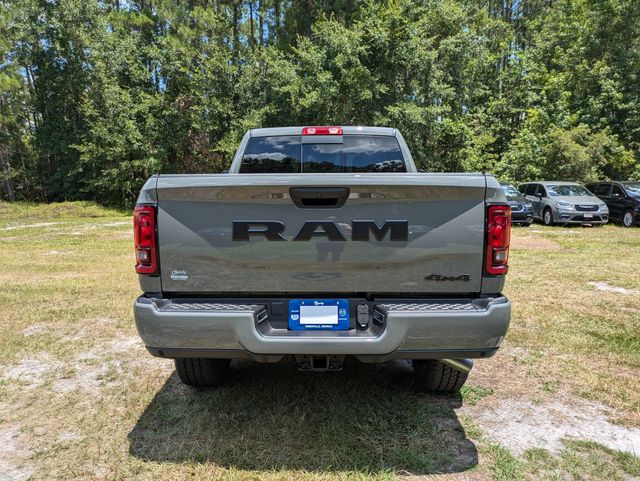 2026 Ram 2500 Black Express Crew Cab 4x4 6'4" Box