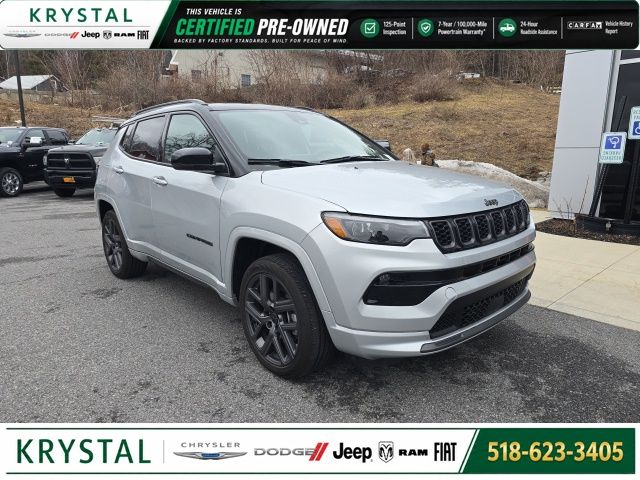 Silver Zynith Metallic Clearcoat 2025 Jeep Compass SUV / Crossover Four-Wheel Drive 8-Speed Automatic