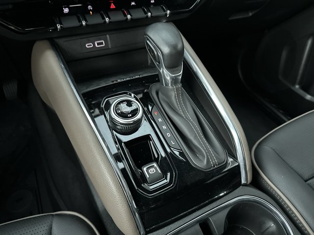Used 2024 White GMC Denali image 20