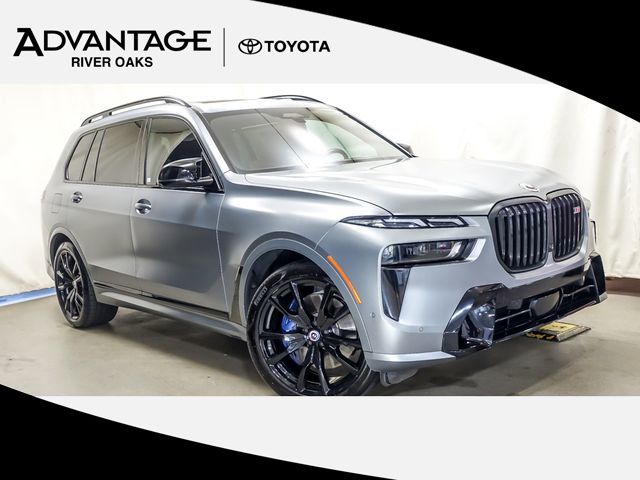 2023 BMW X7 M60i AWD
