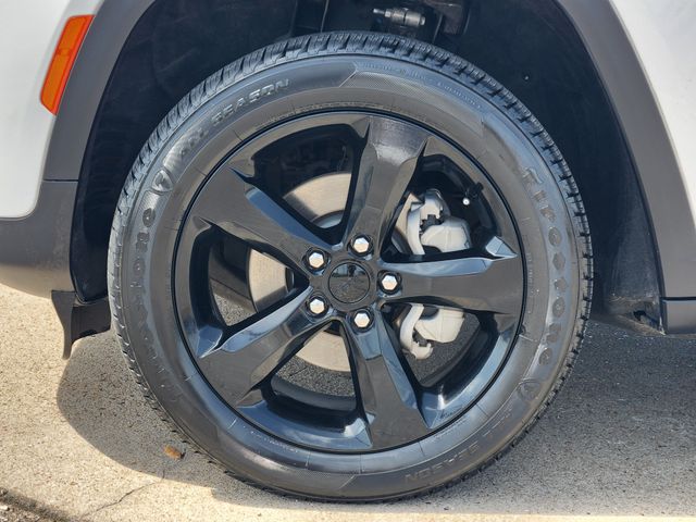 2024 Jeep Grand Cherokee Limited White at Mac Haik CDJR North Houston