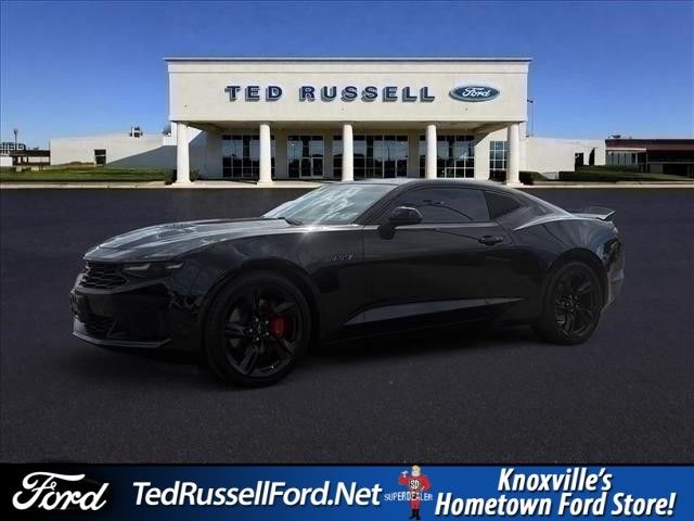 Black 2022 Chevrolet Camaro Coupe Rear-Wheel Drive 6-Speed Manual