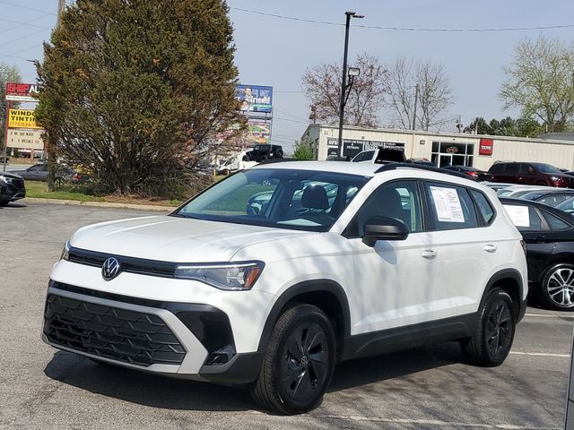 2025 Volkswagen Taos S FWD