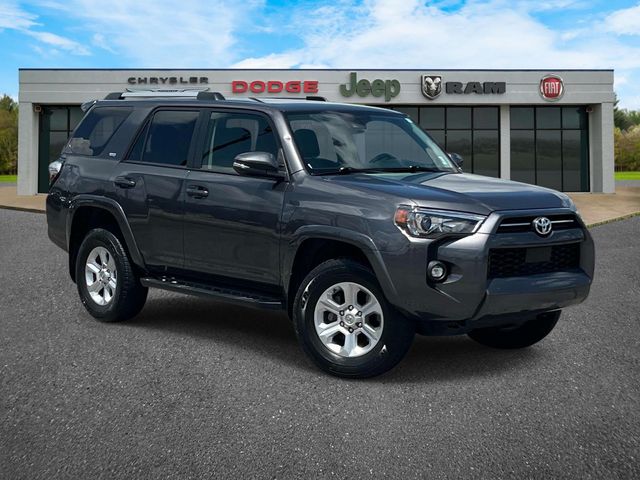 Magnetic Gray Metallic 2021 Toyota 4Runner SUV / Crossover Four-Wheel Drive 5-Speed Automatic Overdrive