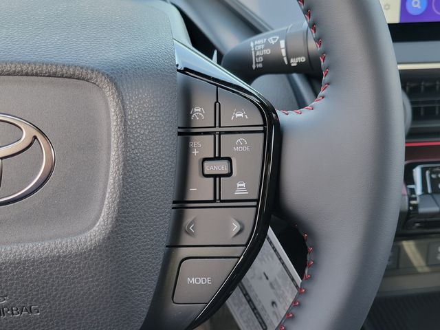 2026 Toyota Prius Plug-in Hybrid XSE - Photo 7
