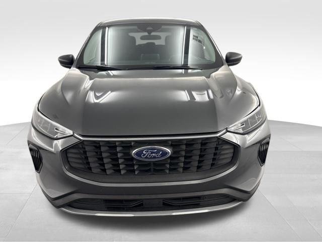2025 Ford Escape Active — photo 2
