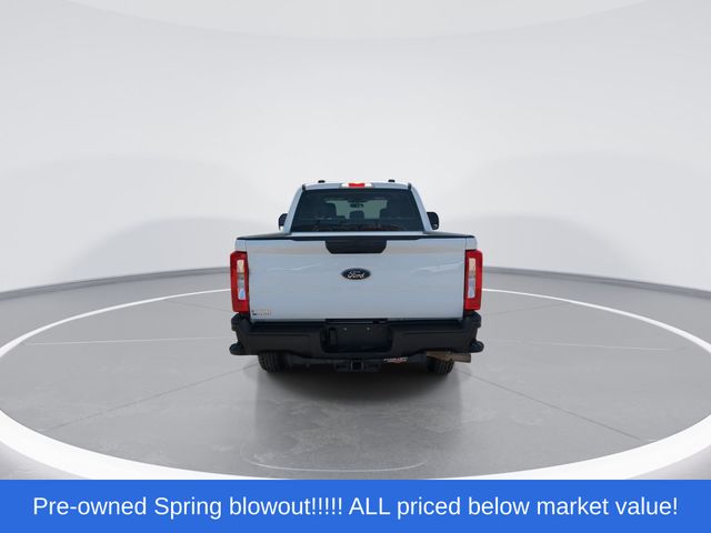 Used 2024 White Ford XL image 7