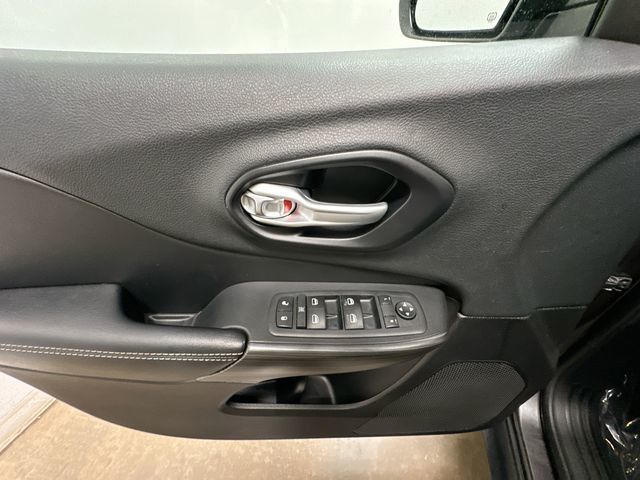 2015 Jeep Cherokee Limited Gray at South Hills CDJR