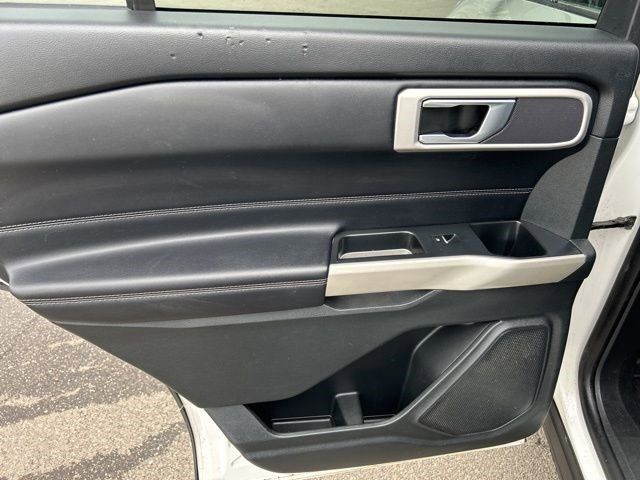 2021 Ford Explorer XLT photo