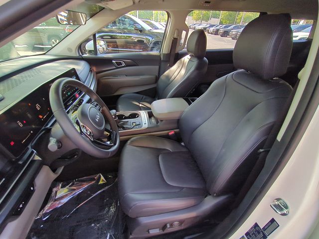 Used 2026 White Kia LXS image 16