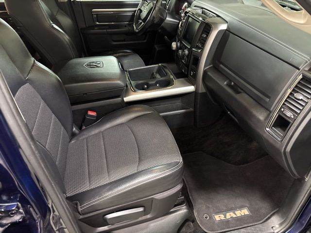 2016 RAM 1500 Sport photo