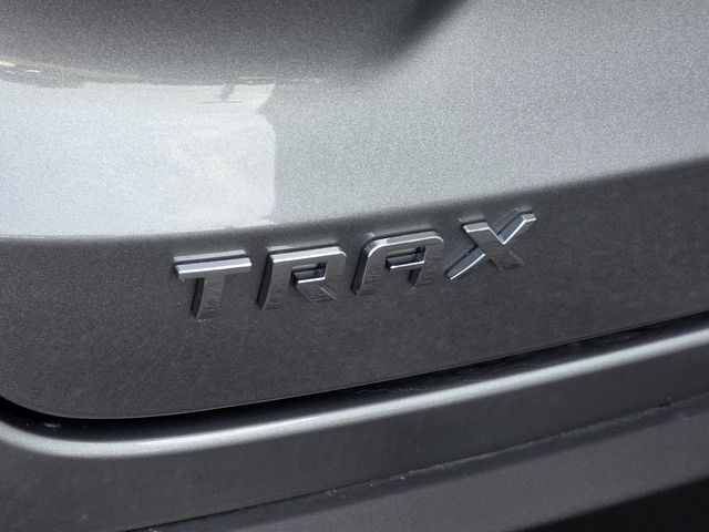 Used 2024 Chevrolet Trax SUV