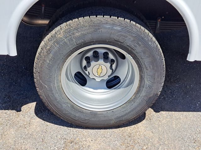 New 2025 Chevrolet Express 3500 Service Utility Van for sale #S1100217 - photo 17