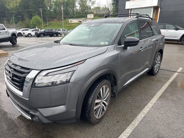 Gun Metallic/Super Black 2022 Nissan Pathfinder Platinum 4WD SUV / Crossover All-Wheel Drive 9-Speed Automatic