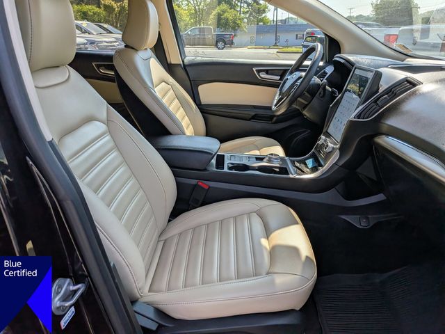 Used 2022 Black Ford SEL image 34