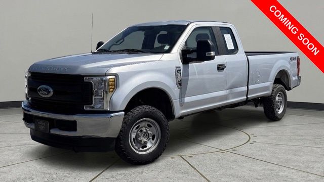 Ingot Silver 2018 Ford F-250 Super Duty XL SuperCab 4WD Pickup Truck Four-Wheel Drive 6-Speed Automatic
