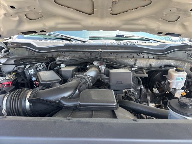 Used 2020 White Ford XLT image 17