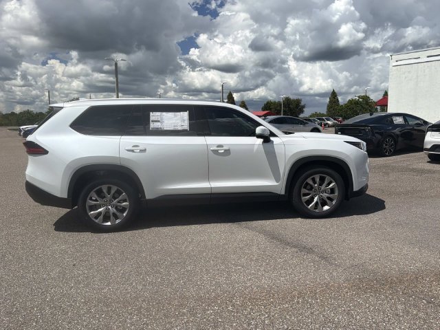 New 2026 Toyota Grand Highlander Hybrid SUV