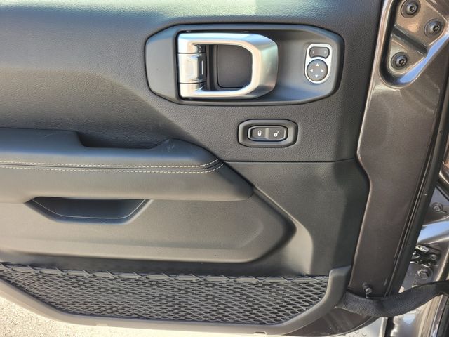 New 2026 Gray Jeep Sahara image 22