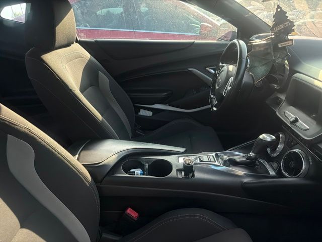Used 2018 Black Chevrolet 1LT image 6