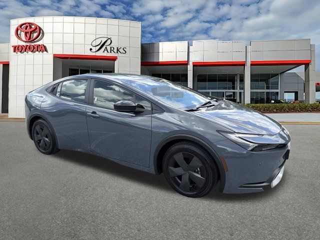 2024 Toyota Prius Prime SE's photo