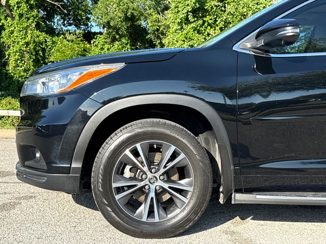 Used 2016 Toyota Highlander SUV