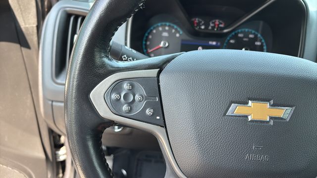 Used 2022 Gray Chevrolet Z71 image 23