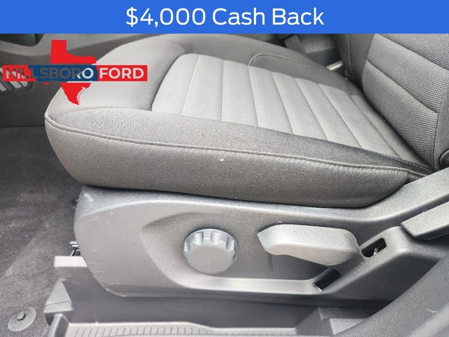 2024 Ford Edge SE 18