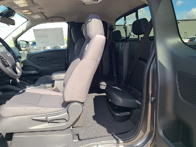 New 2027 Nissan Frontier Truck