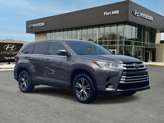Predawn Gray Mica 2019 Toyota Highlander SUV / Crossover Front-Wheel Drive 6-Speed Automatic