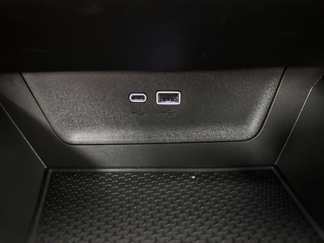 new 2026 Chevrolet Equinox car, priced at $32,670