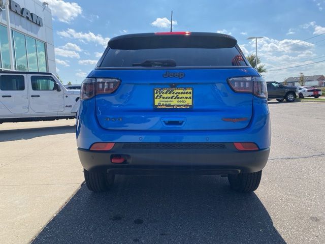 2022 Jeep Compass Trailhawk - Laser Blue Pearlcoat exterior view 6