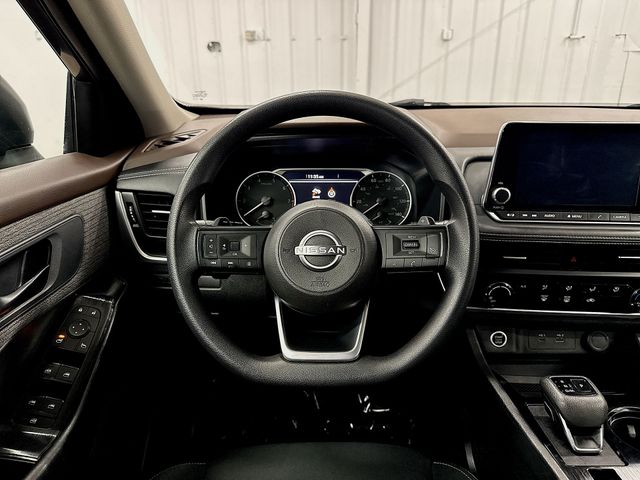 Used 2023 Nissan Rogue SUV