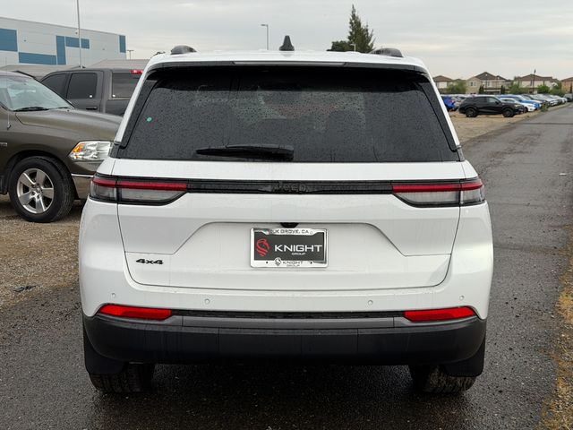 new 2026 Jeep Grand Cherokee car, priced at $49,425