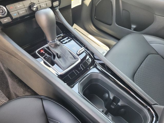 New 2026 White/off-white Jeep Latitude image 26