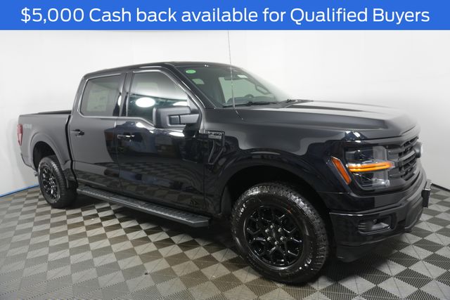 New 2026 Black Ford XLT image 2