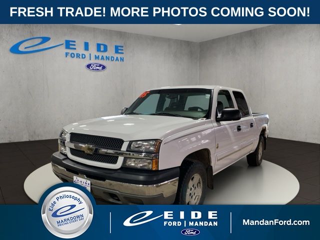 Summit White 2005 Chevrolet Silverado 1500 LS Crew Cab 4WD Pickup Truck Four-Wheel Drive 4-Speed Automatic Overdrive