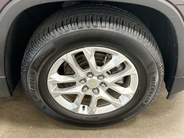 2021 Chevrolet Traverse LT Red at Klick Lewis Buick Chevrolet